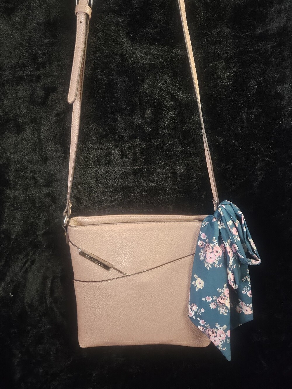 NWT Steve Madden Pebbled Crossbody Bag with Floral Scarf - Blush Pink